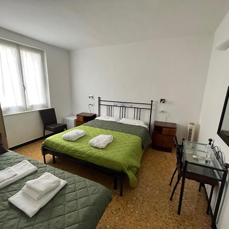 Yolo Rooms Bonassola Exterior photo