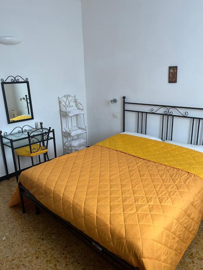 Yolo Rooms Bonassola Exterior photo